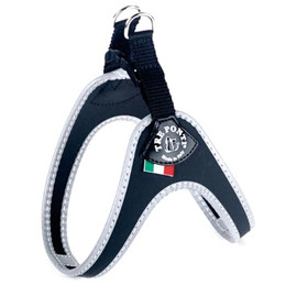 Produktbild von Tre Ponti TP200 Easy Fit Classic Geschirr mit Click-Verschluss und reflektierendem Rand schwarz
