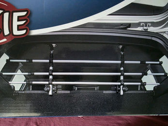 Trixie Auto-Schutzgitter verstellbar 96-163 x 34-48 cm – Bild 1 von 10