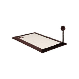 Produktbild von Trixie Kratzmatte mit Plüschrand und Spielzeug