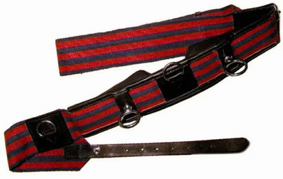 Tattini Gurt für Pferd aus Leder in Rot und Bunt – Bild 1 von 2