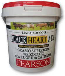 Produktbild von Tattini Hufpflegefett Black Hearth für Pferde 1000g