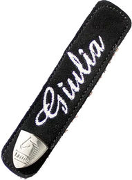 Tattini Lederarmband Chamoises mit Namen oder Initialen Unisex in Braun oder Schwarz – Bild 1 von 1