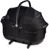 Produktbild von Tavo Pets Maeve Autositz für Hunde Medium Schwarz aus Plüsch mit UN-ECE R129 Zertifizierung
