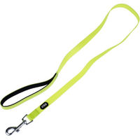 Produktbild von TIAKI Glow in Dark Hundeleine aus TPR in Grün 120 cm