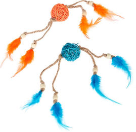 Produktbild von TIAKI Katzenspielzeug-Set aus Weide mit Federn und Bällen für Kitten 2er Set