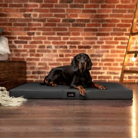 Produktbild von tierlando Alice Easy Clean Orthopädische Hundematratze aus Kunstleder Grau Schwarz 100x80cm