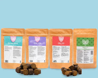 Produktbild von tierliebhaber-animagus Funktionssticks Probe Bundle Kaltgepresste Funktionssnacks mit Insekten für Beruhigung, Magen-Darm, Gelenke und Zahnpflege - 25 g