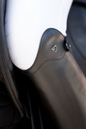Tonics Gravity Reitstiefel aus Leder in Schwarz – Bild 1 von 6