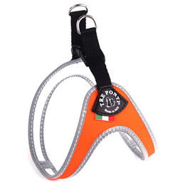 Produktbild von Tre Ponti Easy Fit Classic Sportgeschirr für Hunde aus Nylon in Orange mit reflektierendem Rand und Click-Verschluss