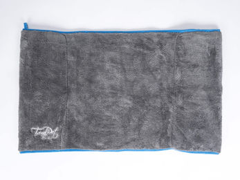 TrendPet Dryko Hundehandtuch mit Armeinschüben super saugfähig 90x50cm – Bild 1 von 9