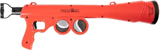 Produktbild von Trespass Titan Hundeballwerfer Wurfspielzeug aus Kunststoff in Rot für erwachsene Hunde