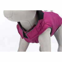 Produktbild von Trixie Hundemantel Arlay wasserabweisend Polyester Größe S in Rot oder Rosa