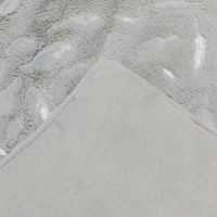 Produktbild von Trixie Hundematte Feder aus Plüsch für Hunde und Katzen Grau Silber 100 x 70 cm