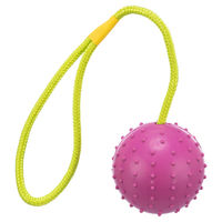 Produktbild von Trixie Hundespielzeug Ball am Seil aus Naturkautschuk ø 7 cm / 30 cm