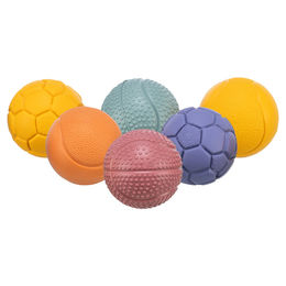 Produktbild von Trixie Katzenspielzeug Ball aus buntem Naturgummi