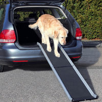 Produktbild von Trixie Klapprampe aus Aluminium für Hunde mit rutschfester Lauffläche 38 x 155 cm
