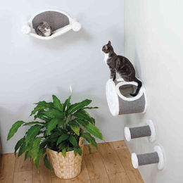 Trixie Kratzbrett Kletterlandschaft Sparset in Grau und Weiß aus Plüsch für Katzen in der Größe Groß – Bild 1 von 1