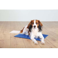 Produktbild von Trixie Kühlmatte für Hunde und Katzen aus Polyester in Blau/Grau XL XXL - 100 cm