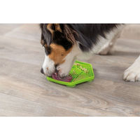 Produktbild von Trixie Lick'n'Snack Schleckmatte für Hunde aus Kunststoff in Grün - 17 cm