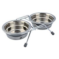 Produktbild von Trixie Napf-Set Eat on Feet aus Edelstahl mit Klapperschutz und 2 Näpfen à 0,45 l in Grau - 2 x 0,45 l