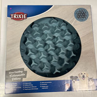 Produktbild von TRIXIE Slow Feeding Anti Schling Matte Pillars aus TPR in Blau Ø 35 cm