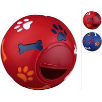 Produktbild von TRIXIE Snackball für Hunde aus Kunststoff für Riesenrassen in Blau oder Rot 7cm - 1 Stk.