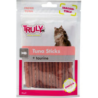 Produktbild von Truly Crunchy Sticks Thunfisch Leckerli für erwachsene Katzen 50g