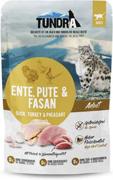 Produktbild von Tundra Katzenfutter Adult Pouch mit Ente Pute und Fasan hoher Fleischanteil 16x85g - 16 x 85 g