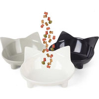 Produktbild von TUWENA Katzenfutternapf 3er-Set aus Melamin mit rutschfestem Gummi für erwachsene Katzen in Schwarz Weiß und Grau