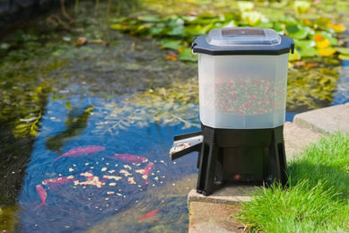 Ubbink Koi Feeder Automatischer Solar-Fischfutter-Spender für den Teich - 6 l – Bild 1 von 3