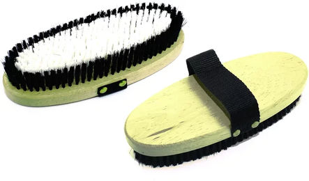 Produktbild von Umbria Equitazione Reitbürste XL aus Nylon in Schwarz und Beige