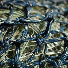 Produktbild von USG Heu-Netz mit Glitzer in Gold Grün oder Blau - 6 kg