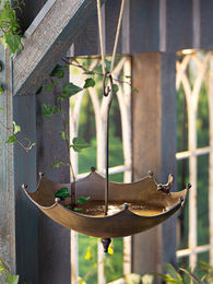 Vogeltränke Schirm aus Metall in Rostoptik – Bild 1 von 8