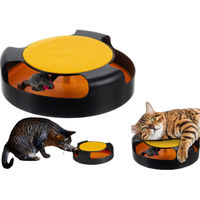 Produktbild von Verk Group Katzenspielzeug mit Spielmaus und Kratzmatte aus Kunststoff für alle Altersstufen