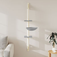 Produktbild von vidaXL Kratzbaum für Katzen mit Kratzsäule zur Wandmontage aus Plüsch und Sisal in Hellgrau 142,5 cm