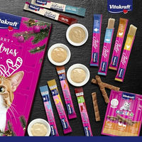 Produktbild von Vitakraft Adventskalender für Katzen mit Leckerlis und Creme für alle Altersstufen 363g