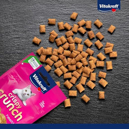Vitakraft Crispy Crunch Katzensnack Geflügel mit Haarballen-Unterstützung 60 g - 60 g – Bild 1 von 12