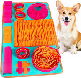 Vivifying Schleckmatte Intelligenzspielzeug aus Stoff für erwachsene Hunde in Lila und Bunt – Bild 1 von 8