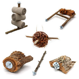 Vogelgaleria 6-teiliges Knabber- und Schredderspielzeug Set aus Naturholz für Wellensittiche und Nymphensittiche – Bild 1 von 6
