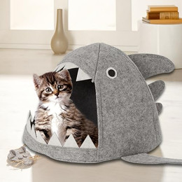 Produktbild von Waidmeister Katzenhöhle Hai Katzenbett mit Innenkissen