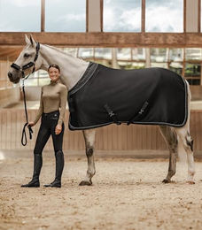 Waldhausen Jerseyabschwitzdecke Phoenix schwarz 135 cm – Bild 1 von 3