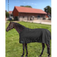 Produktbild von Waldhausen Outdoordecke Nordic Black Pferdedecke aus Polyester in Schwarz 200g
