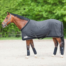 Waldhausen Pferdedecke Esperia Two Fleecedecke mit Magnetverschluss Schwarz 125 cm – Bild 1 von 3