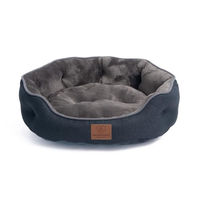 Produktbild von Warenhammer Orthopädisches Hundebett und Katzenbett aus Plüsch mit Wendekissen Grau Größe S