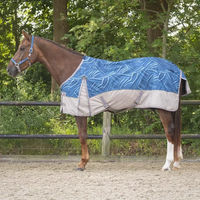 Produktbild von Wasserdichte Pferdedecke QHP aus Polyester in Schwarz und Blau