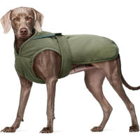 Produktbild von Wasserdichter Hundemantel aus Fleece in Grün mit reflektierenden Elementen für den Winter