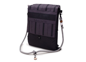 Produktbild von Wau-Backpack Hundedecke Schwarz Wasserabweisend Größe M