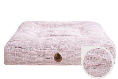 Produktbild von Wau-Bed Hundebett Cuddle taupe oval Größe M 100x80cm aus Viskose