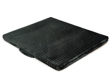 Produktbild von Wau-Floor Traveller Hundematte aus Kuschelcord in Schwarz XL 140x120cm