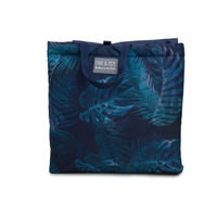 Produktbild von Wau-Picknick Hundedecke Monstera Blau aus Stoff